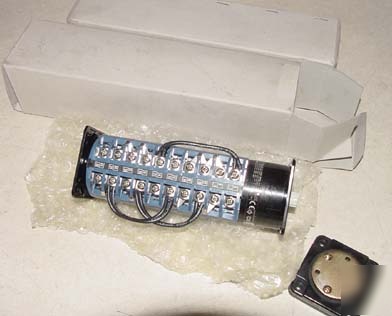 New (2)pc kraus & naimer rotary cam switch in box
