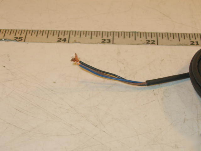Robohand npn magneto resistive autoswitch ohsn-007
