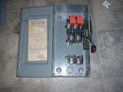 Square d H222 60 amp 2 p safety switch disconnect 240 v