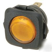 1 x spst green illuminated rocker switches 10A @ 250V