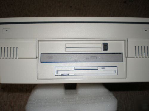 Advantech ppc-123T panel pc lcd w/ intelÂ® pentium iii
