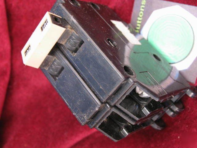 100 amp cutler hammer type hacr 2 pole circuit breaker
