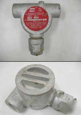 Crouse hinds explosion proof box or hanger EAHC2602 3/4