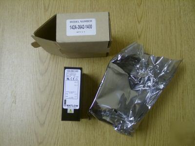 Watlow #142A-3642-1400 limits & alarms controller