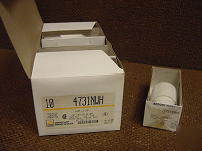 New in box, arrow-hart 3 wire 15A 125V cord connectors