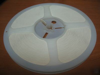 4000 pcs p/n-37871K5180J60 ceramic capacitor 18PF+ /-5%