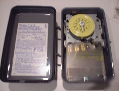 Intermatic mechanical time switch T104R (metal case)