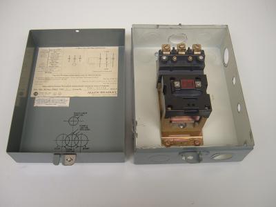 Lot of 2 allen bradley contactor enclosure 702L-BOD93