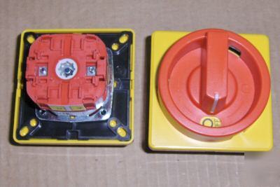 Lot of 25 elektra e V2N-2D3-fs heavy duty cam switches