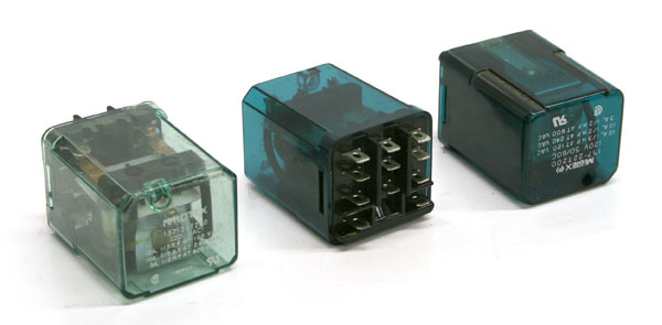 Lot of 3 midtek 157-23T2L3/157-22T200 plug relay 120V