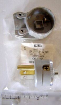 Cord plug 15A arrow hart 6265 male angle head 3WIRE