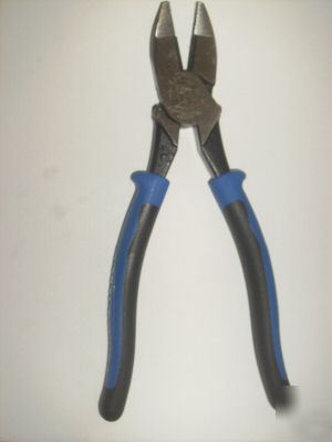 New klein tools tool journeyman J2000-9NE pliers $41