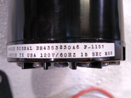 New * eagle signal 15 second timer with pilot lamp * 