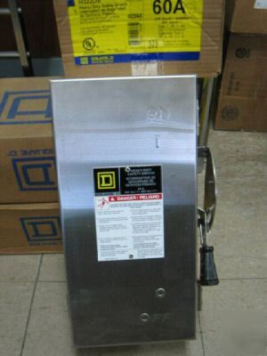 Square d 60A safety switch H322DS 240V-3P-fused-ss