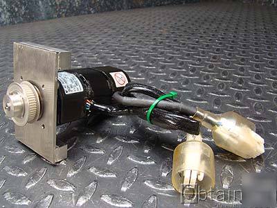 Yaskawa sgm-A5B314CP, 100V, 50W, 0.9A ac servo motor