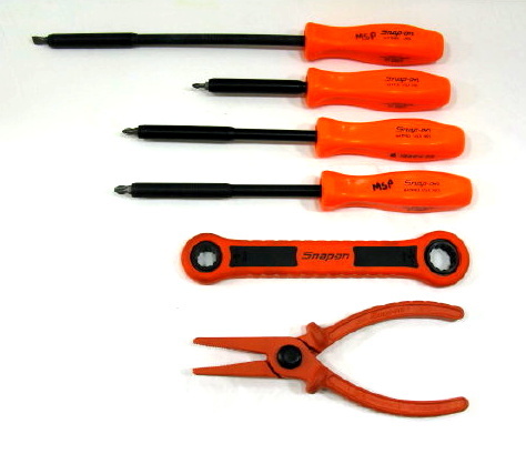 New snap-on 6 piece 1000 volt insulated assorted tools 