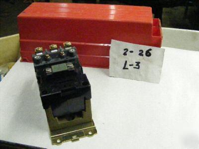  1 allen bradley 702BOA92 contactor