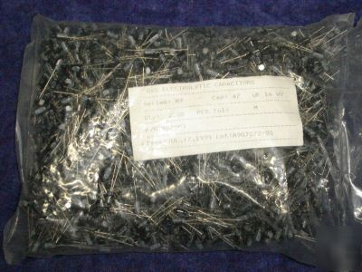 New 2000 radial electrolytic capacitors 47UF 16V 