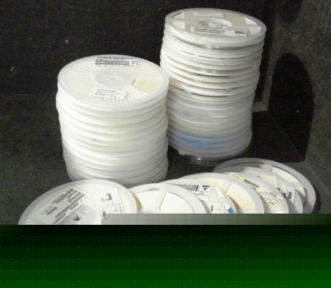 Mixed lot of 40 reels of surface mount componen