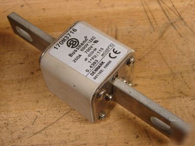 New bussman 170M3716 250A 690V iec