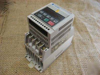 160-BA02NSF1 allen-bradley .75HP adjustable ac drive
