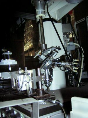 Sony srx-611 robot assembly cell w/ controller +tooling