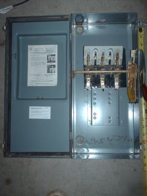Westinghouse 30 amp heavy duty safety switch 600V 20HP 