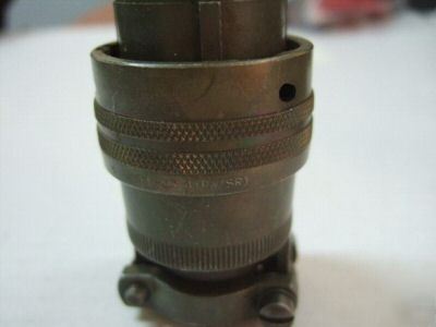 Bendix PT06CE-20-41PW(sr) connector