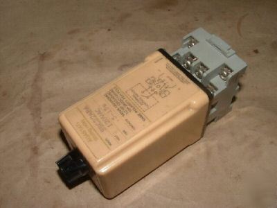 Agastat SSC22ABA time delay relay tdr plug-in
