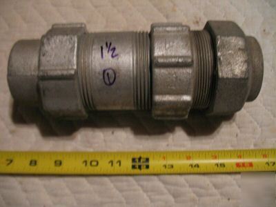 Rigid conduit expansion joint 1-1/2