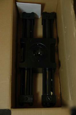 New parker - actuator HTR30-186C-BD13 surplus see