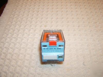 Releco mr-c relay [ 8 pin ]