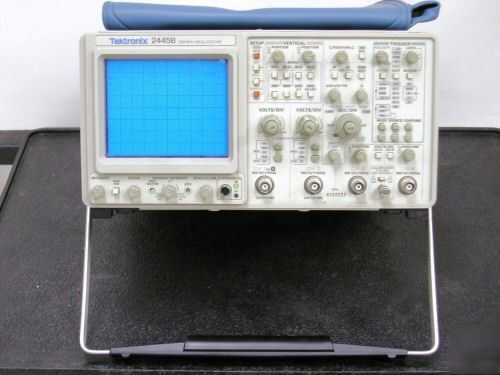 Tektronix 2445B 4CH. 150MHZ bw analog oscilloscope 