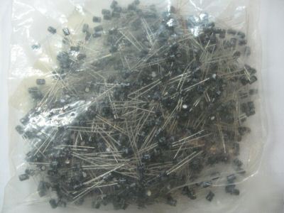 1000 pcs of electrolytic capacitors 47MFD , 4V , +/-20%
