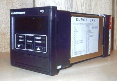 Eurotherm temperature controller model 810 / 0 - 800C