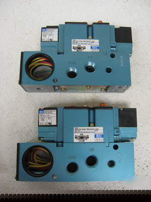 Mac manifold mount valve 82A-ec-cka-tm-daap-1DA lot 2