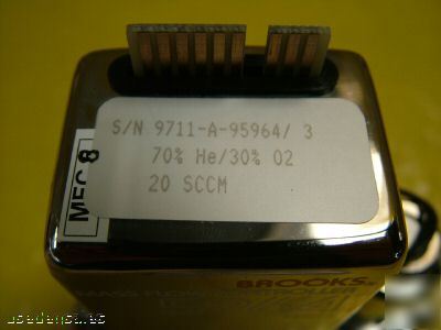 Brooks 5964 series mass flow controller 20CCM he/O2