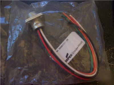 New cooper crouse-hinds p/n 5000111-28, 
