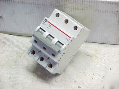 New cutler hammer minature circuit breaker WMM3C25
