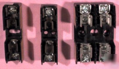 (4) 3