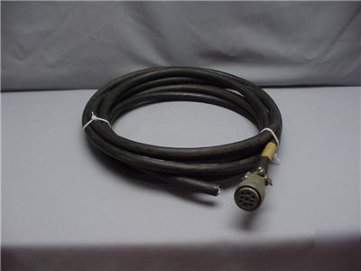Allen-bradley 1326-cfu-21 servo motor cable