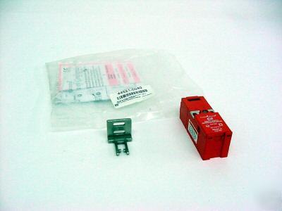 New sti guardmaster 44521-0040 guard switch ( )