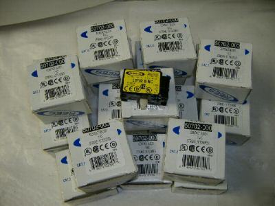 New lot rees contact blocks pushbuttons 50702-000