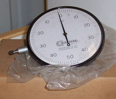 Standard D1-20511A dial indicator 