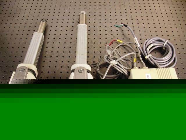 A36562 magnetic KOM33 controller w/ (2) MAX10 actuators