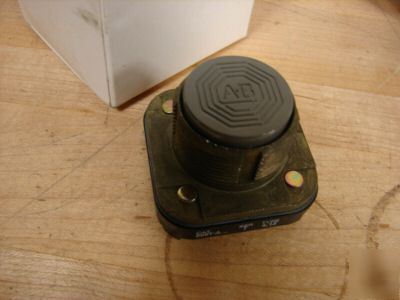 Allen bradley grey flush head push button 800T-A4