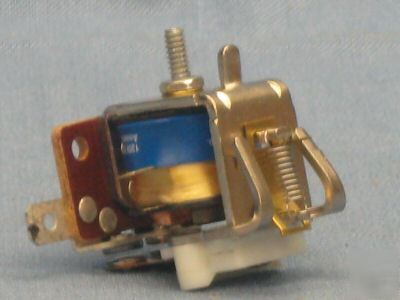 Dayton 20 amp power relay 5X810
