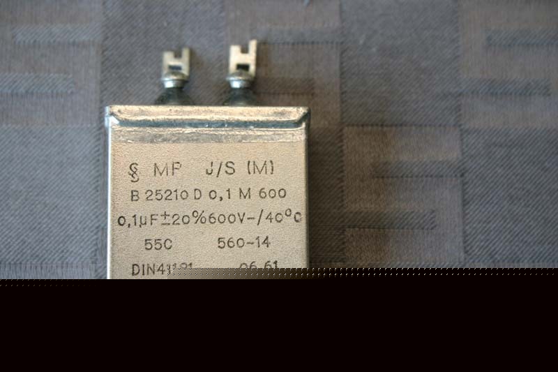 Siemens B25210 - 0.1UF 600V - paper oil capacitor - nos