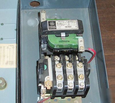 General electric CR206 size 00 enclosed starter