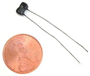 Radial silver dipped mica capacitors ~ 300PF 50V 5% (25
